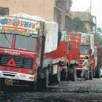 Truckers' stir: Supply of food produce unaffected on Day 1