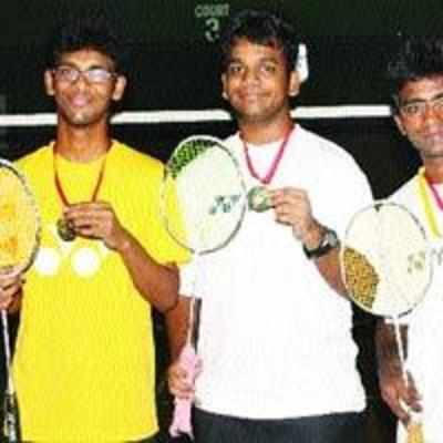 Thane players strike gold at Mumbai University Badminton Championship