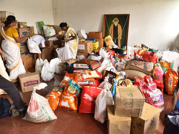 Hyderabad solidarity to marooned Kerala: Relief mobilised will be transported on trucks