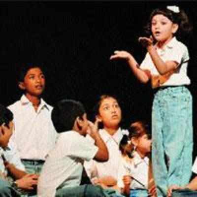 An acting school in Thane turns 25