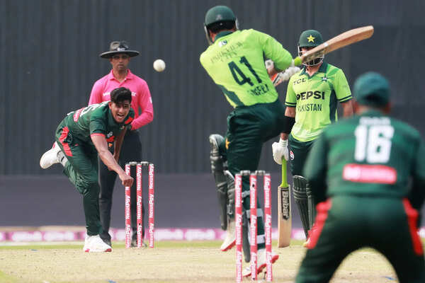 Last-over drama! Pakistan file complaint after controversial DRS decision in Bangladesh ODI