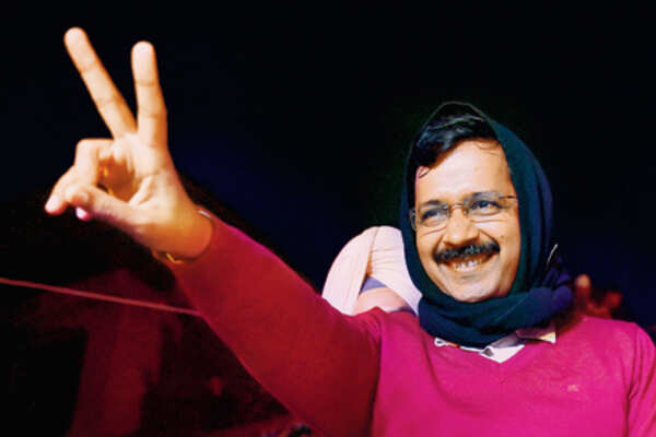 After Modi’s suit, how about auctioning Kejriwal’s muffler & Prez’s sunglasses?
