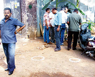 Security firm boss shot at, 20ft from Amitabh