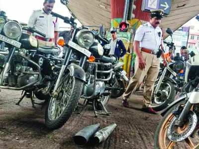 Traffic Police crack down on defective silencers