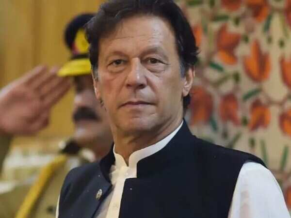 Pakistan weekly round-up: India to invite Imran for SCO, row over Faiz's poetry and more ...