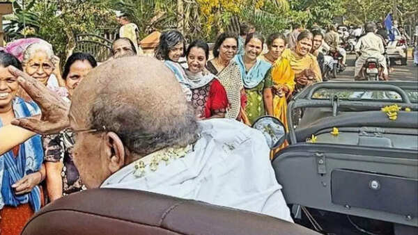 Kerala polls: Congress slams CM Pinarayi Vijayan for indecent remarks on G Sudhakaran