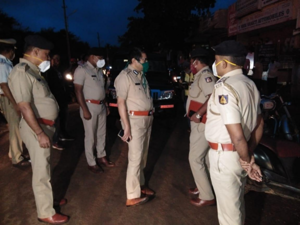 Rowdy shot at by miscreants in Karnataka's Hubballi