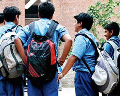 Despite long wait, edu dept fails to cut school bag weight