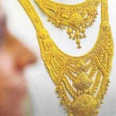 Gold sales go up in city as prices drop