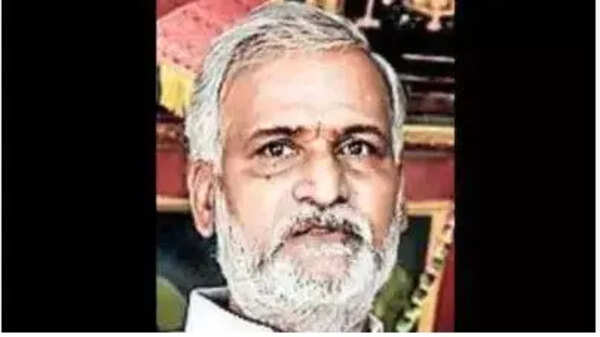 Paranthamen blames Sekarbabu for Stalin’s defeat; seeks action