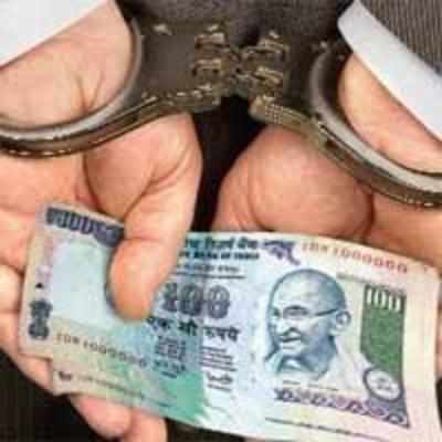 Tainted RPF officer claims giving '˜gifts' to his seniors