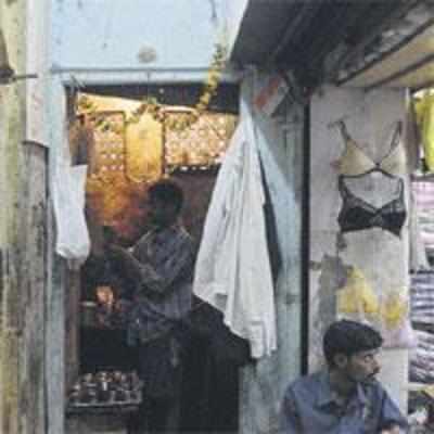 Now, hawkers take over loos in Dadar