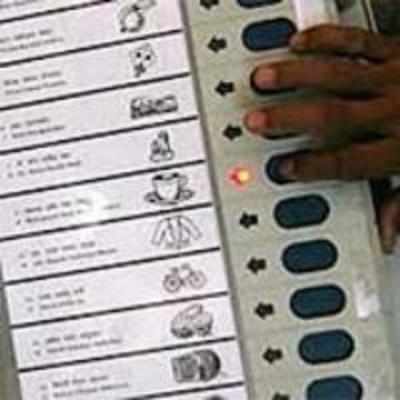 Congress forges ahead in urban local body polls in Karnataka