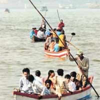 Fishermen take Dalits for joyrides