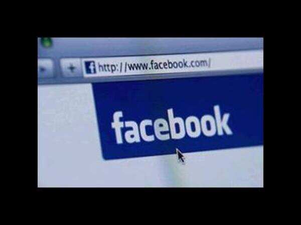 Congress protests against ‘derogatory’ Raj Babbar post on Facebook