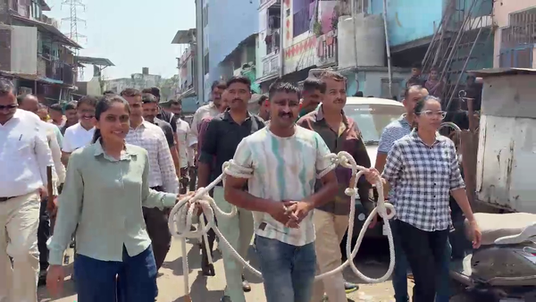 Gujarat DGP directs cops not to parade accused in public