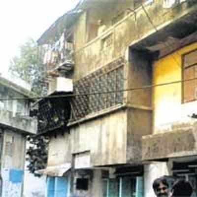 Shaky building owner sends goons to bash whistle-blower