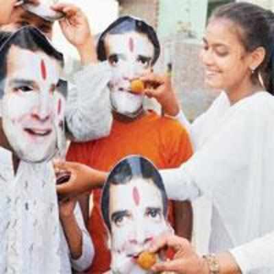 Rahul spends 40th b'day in London
