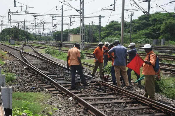 198km Rajahmundry-Vizag rail tracks get cabinet nod