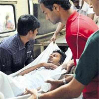 One medical student killed in JJ Flyover accident