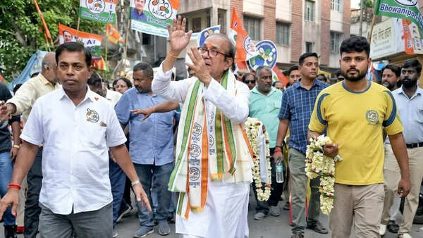 Battle over Kasba: Trinamool takes SIR in stride in seat that speaks in many tongues