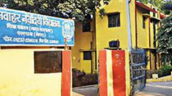 Students protest against non-veg food at Meerut school