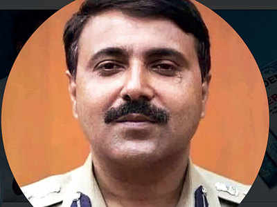 Mumbai IPS officer quits after Rajya Sabha passes CAB