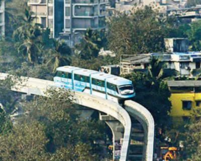 Monorail continues to excite city; generates Rs 2 lakh on day two