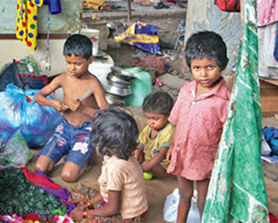 120 kids rescued from begging get JAPU ki jhappi