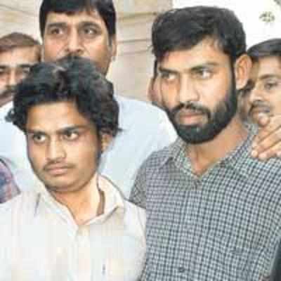 2 LeT men arrested in Delhi, 1.5 kg of RDX seized