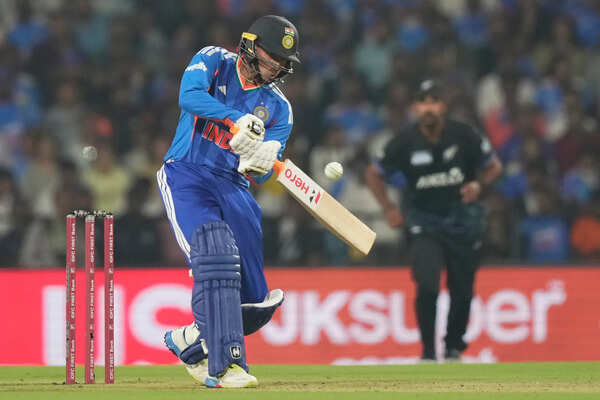 Abhishek Sharma's fireworks power India to commanding T20I win over New Zealand