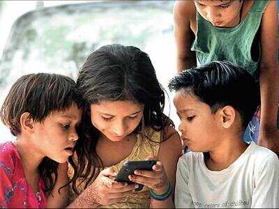 Access to smartphones, plans to return to Mumbai: BMC begins survey on students