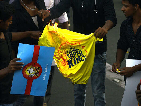 Chepauk: From straight bat to sticky wicket