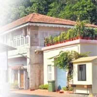 IAS officer refuses to vacate this bungalow