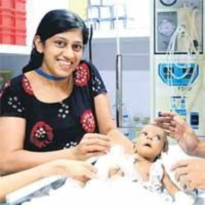 Docs give 3-month-old a shot at survival