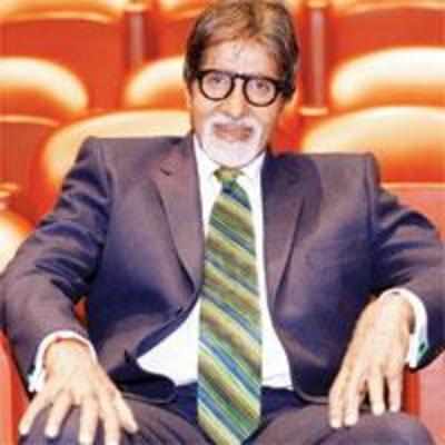 Amitabh Bachchan and Nana essay same role