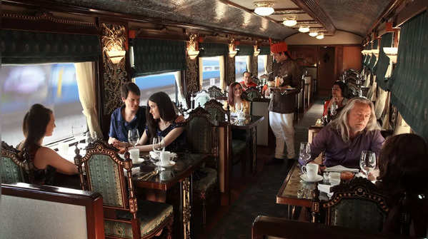 Top Luxury Train In India! Jaw Dropping Pics of Maharajas' Express ...