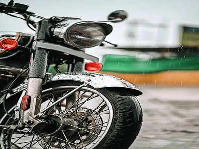 BM Drive: Ride through rains: Expert tips for bikers