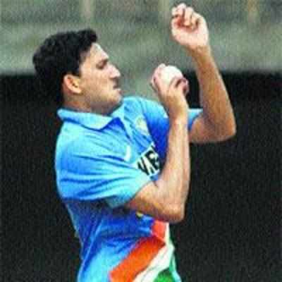 Agarkar has Raina in stitches