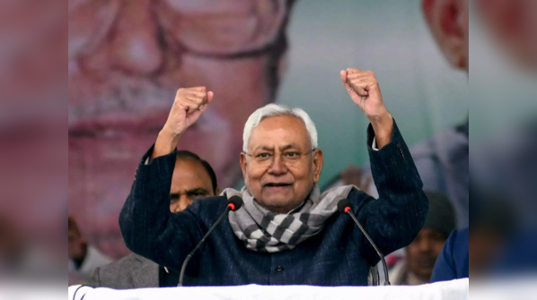 Bihar CM Nitish Kumar may switch sides and join NDA