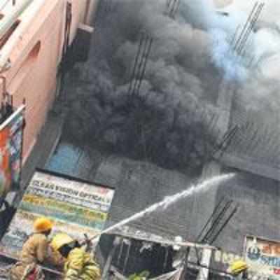 Major fire at Chennai retail hub