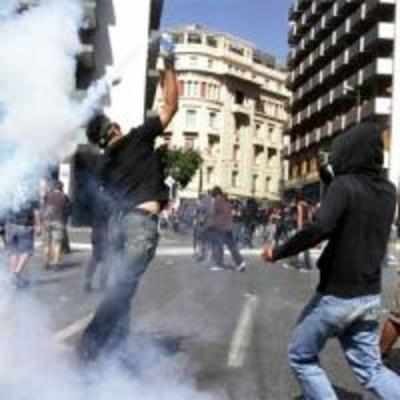 Violence in Madrid, Athens over new austerity measures