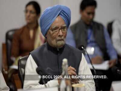 Former PM Manmohan Singh discharged from AIIMS