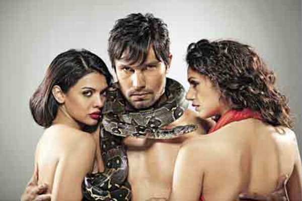 Murder 3 is an official adaptation of La Cara Oculta