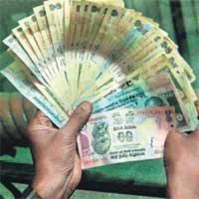 CBI nabs MbPT official taking bribe to pass loan