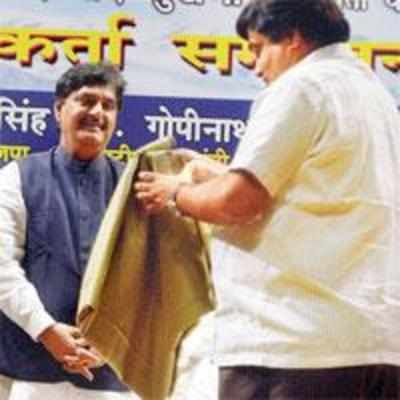 Party-hunting no more, says Munde