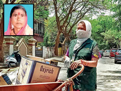 Pune: Waste picker donates entire life savings to fight COVID-19 outbreak