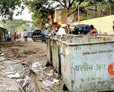 Borivali colony says NOTA to netas
