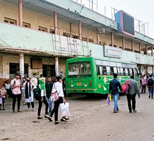 Three bus stands in Hubballi cause confusion