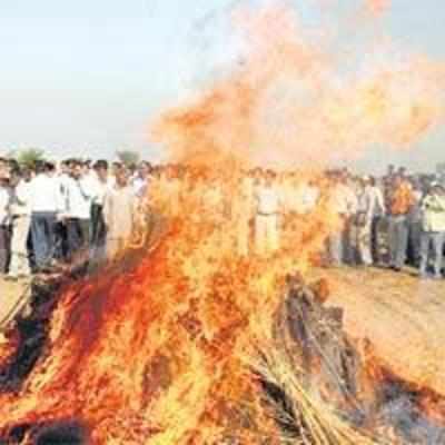 Delhi's deadly hero left lonely in death